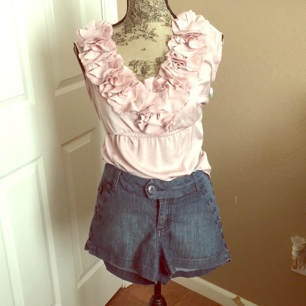 Boom boom shorts, 7 & H&M shirt size 6